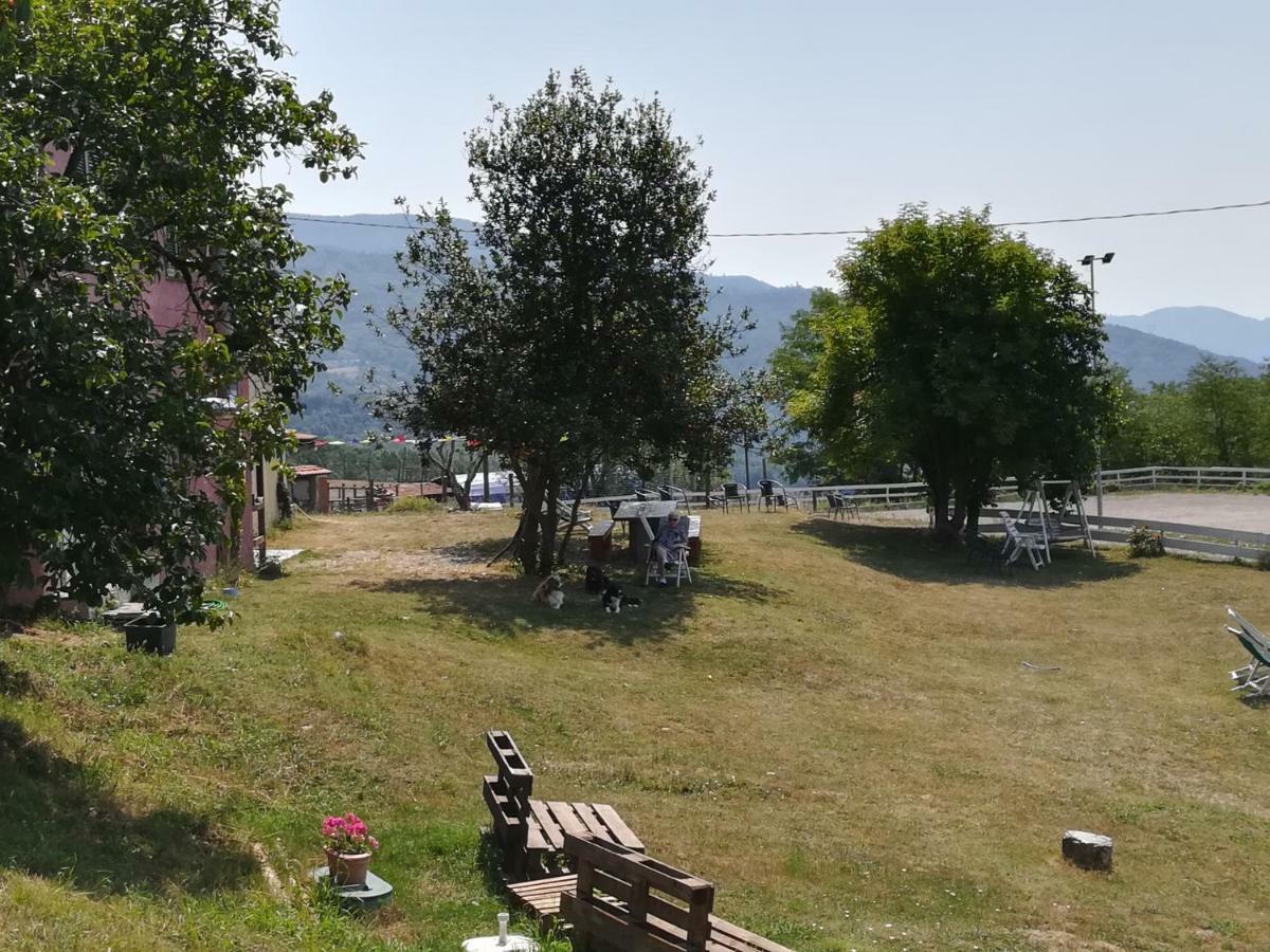 Agriturismo Dei Legi San Pietro Vara Exterior foto